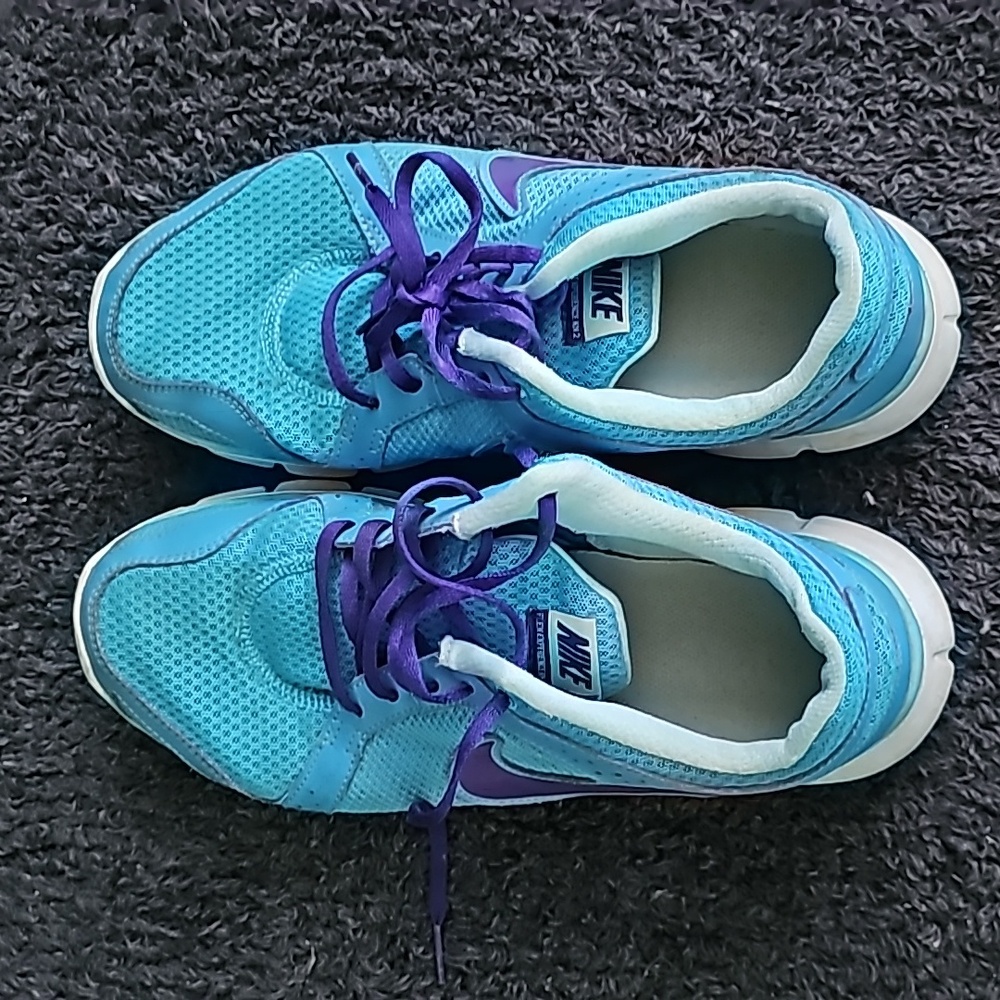 Nike women's size 10